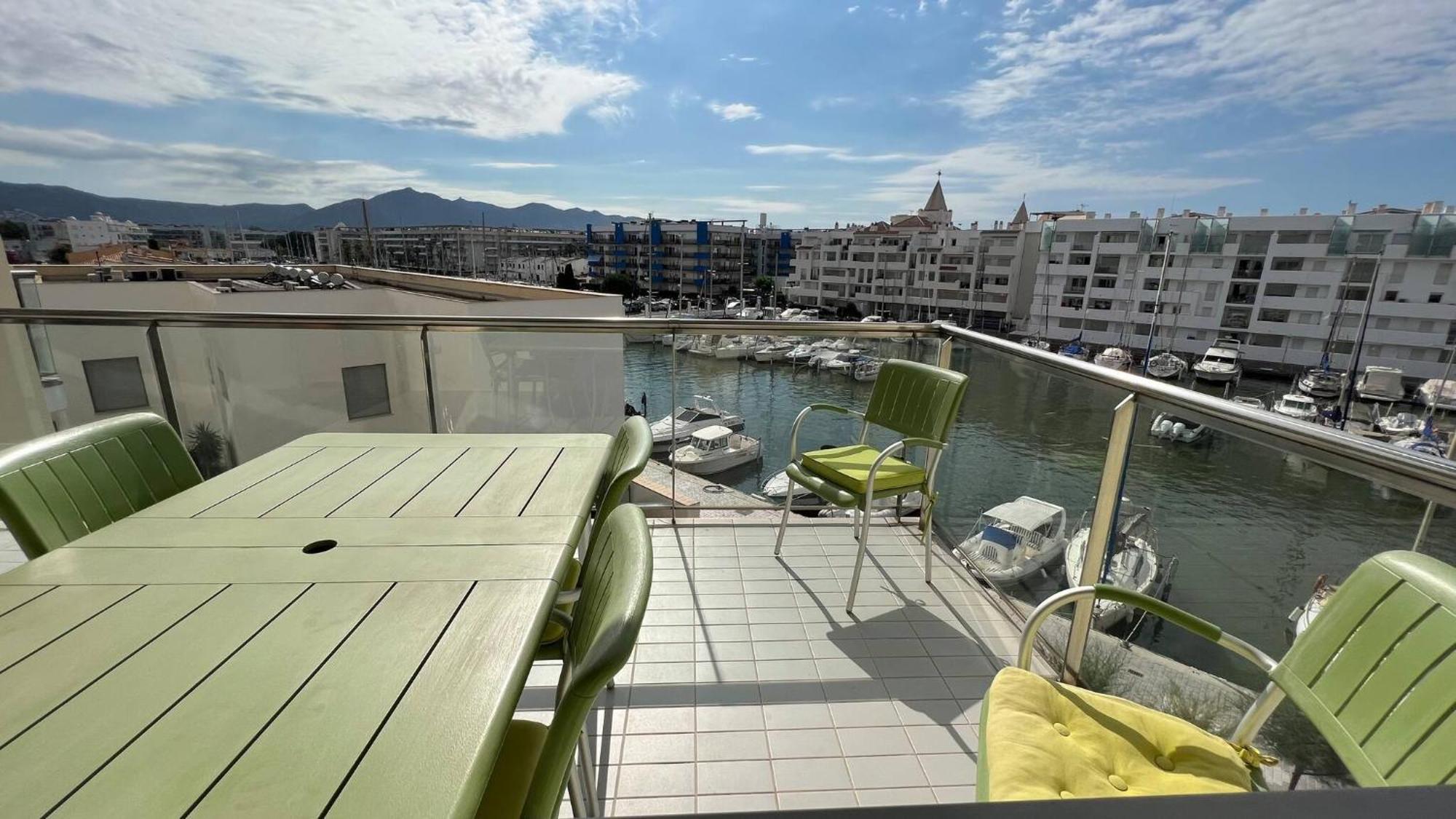 Precioso Piso Con Vista Al Canal Y Piscina En Roses Av-69 Exterior photo